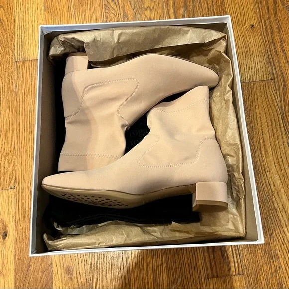 NIB- Pedro Garcia Encina nude 2 way ankle stretch sock ankle boot - Size 36/US 6